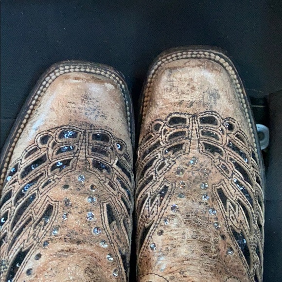 Corral boots - Picture 3 of 3